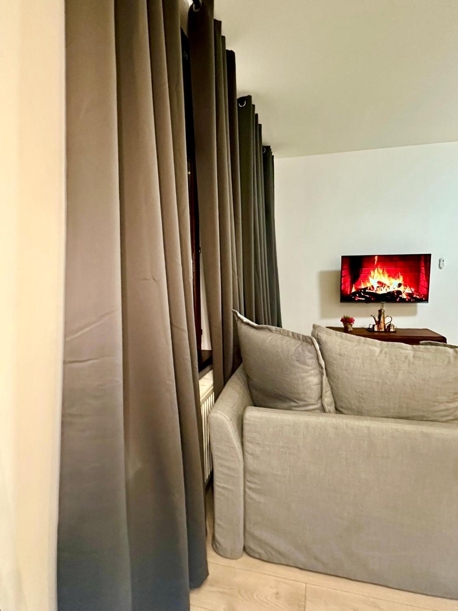 Luxury Suites Centrum By Rikas Hotels Antwerpen Exterior foto