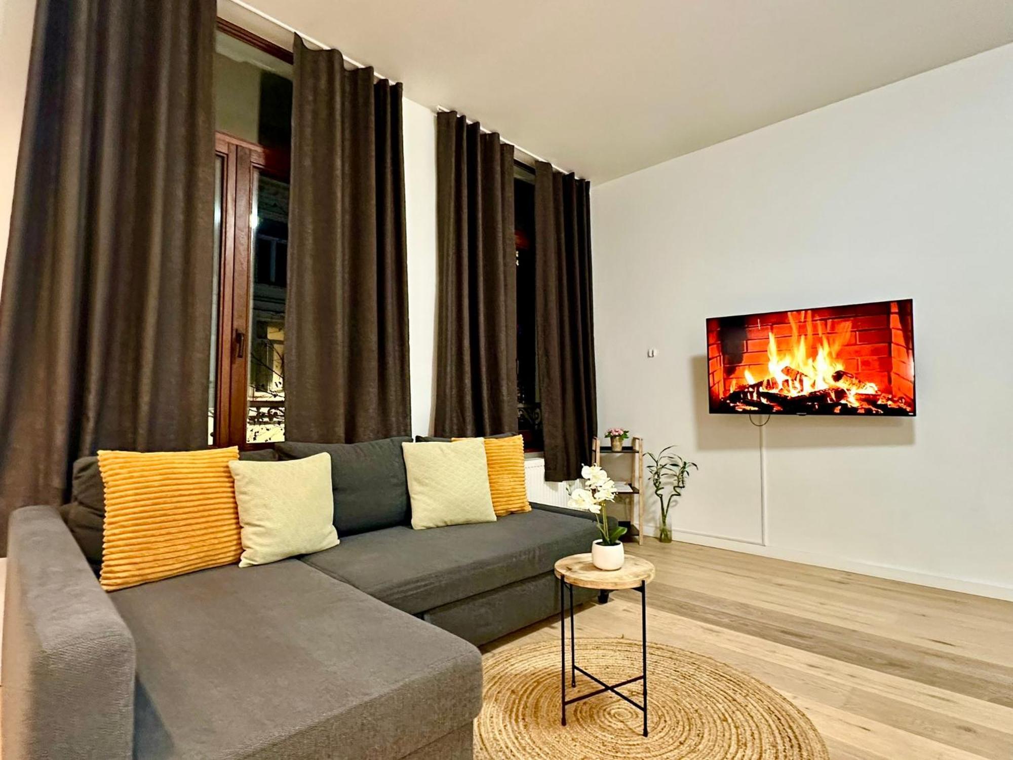 Luxury Suites Centrum By Rikas Hotels Antwerpen Exterior foto